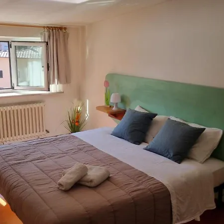 Hébergement de vacances La Maison V *