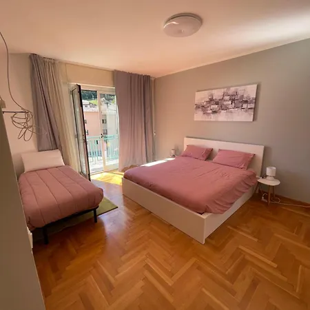 La Maison V